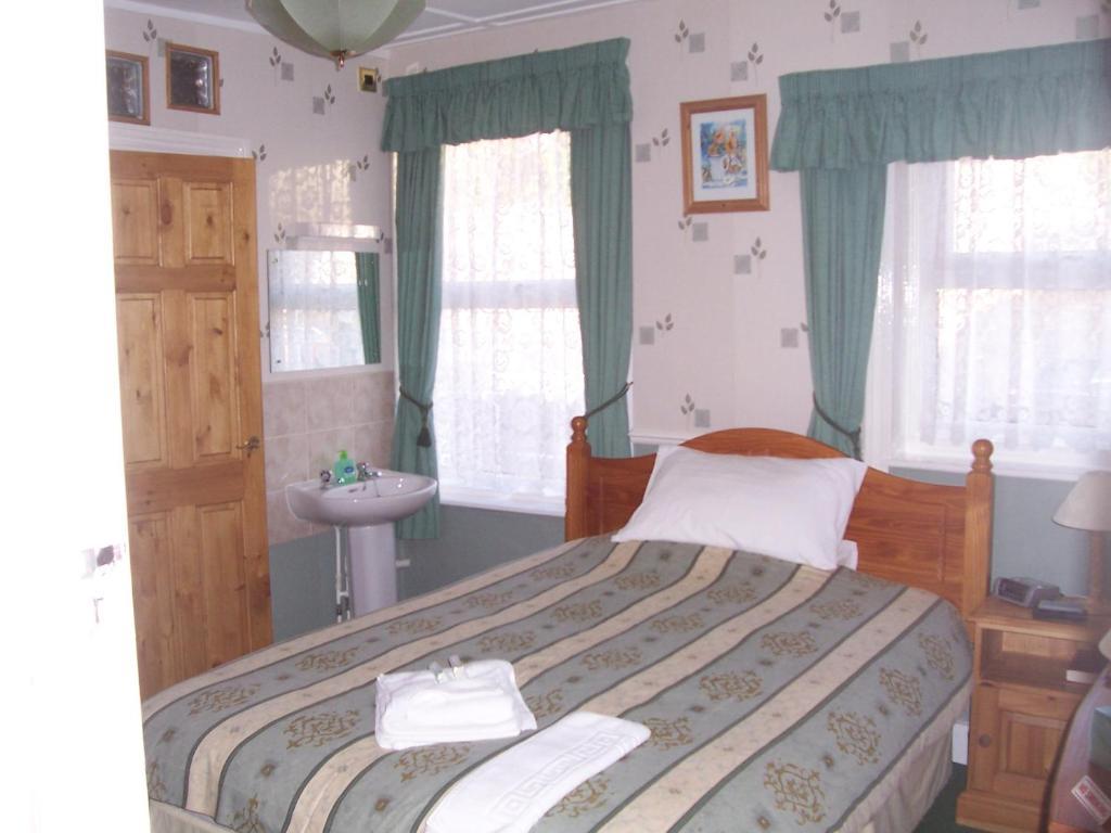 Ashwood Grange Bed & Breakfast Torquay Exterior photo